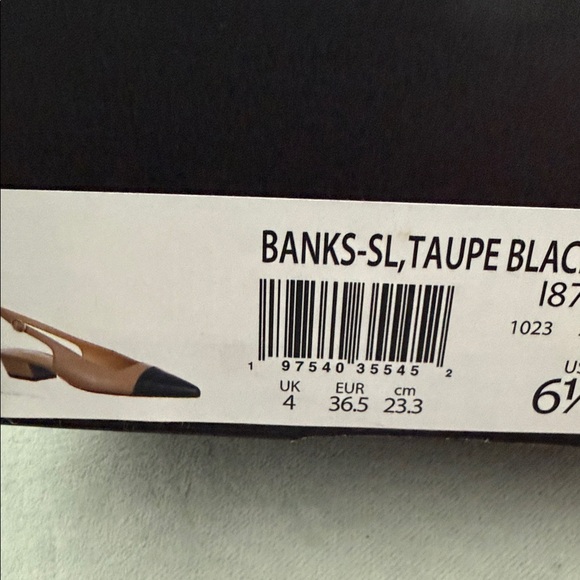 Naturalizer Two-Tone Pointed Slingback Flats in Blush and Black - Picture 11 of 11